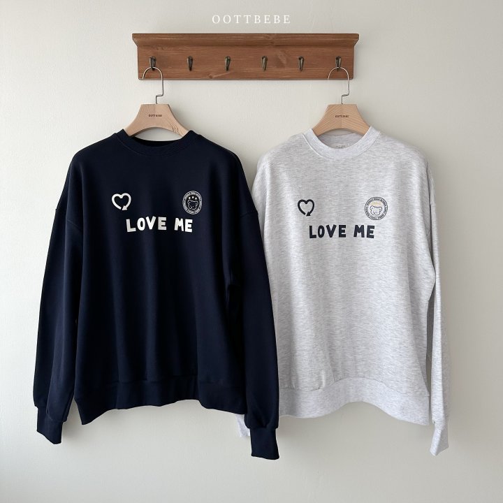 Love Me Heart Sweatshirt